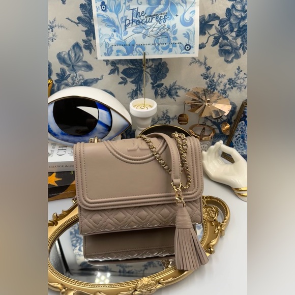 🆕 TORY BURCH 🧿 NWOT Fleming Small Convertible Shoulder Bag, Beige In Bedrock - Picture 4 of 16